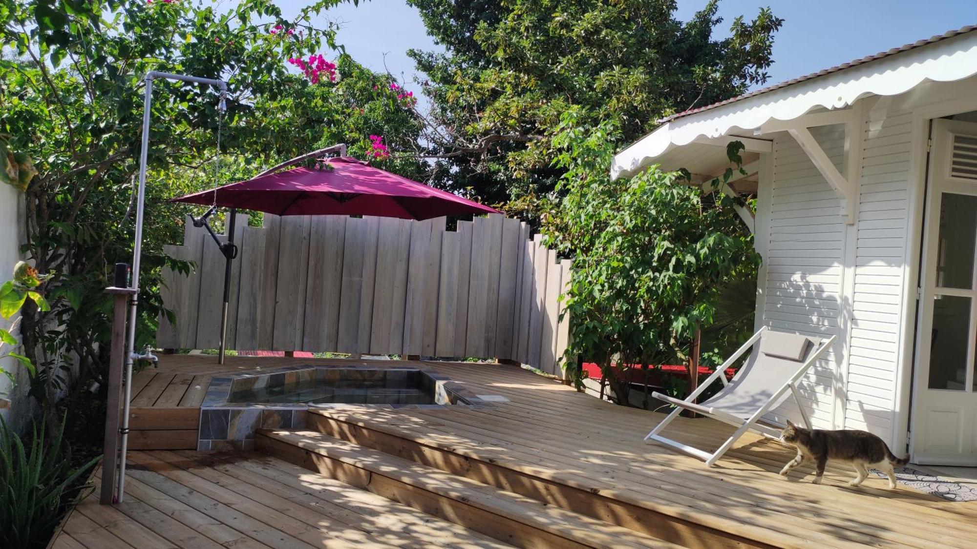 Les Coulirooms - Suite Avec Jacuzzi Et Grande Terrasse Sainte-Anne  Kültér fotó